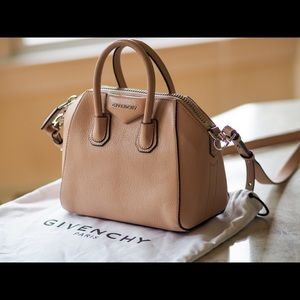 AUTHENTIC Givenchy mini Antigona - light beige